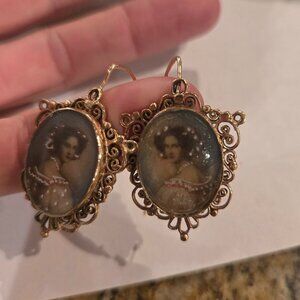 Vintage Reverse Painted Portrait Earrings 14KY